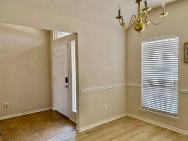 Main picture of 14319 W Oblong Cir