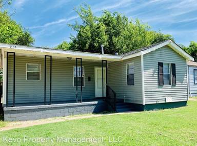 Main picture of 311 W Peach St