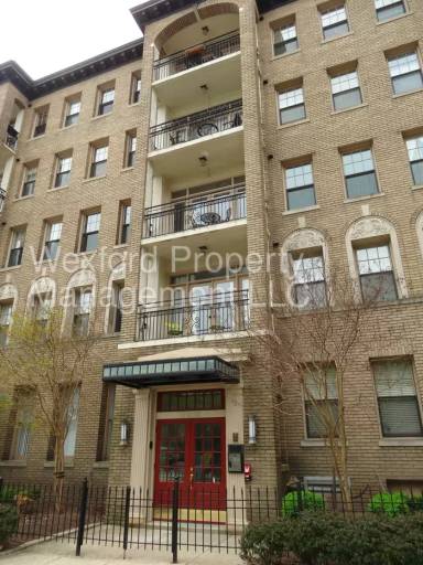 Main picture of 2902 Porter St NW