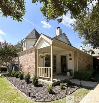 Main picture of 18183 Whispering Gables Ln