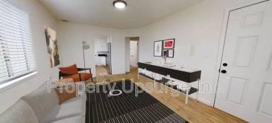 Main picture of 19428 B Hill St