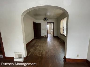 Main picture of 342 N Ashland Ave