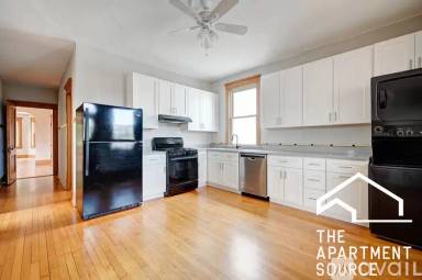 Main picture of 2335 N Spaulding Ave