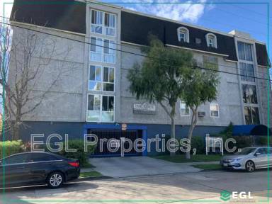 Main picture of 1330 N Bush St