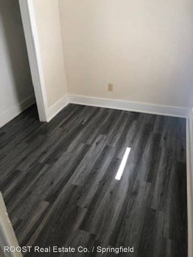 Main picture of 1602 Charles St