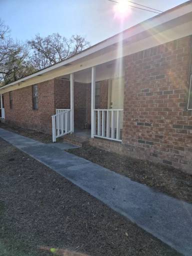 Main picture of 4738 W Oglethorpe Hwy