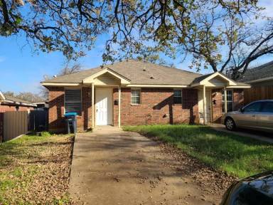 Main picture of 3421-23 Bright St