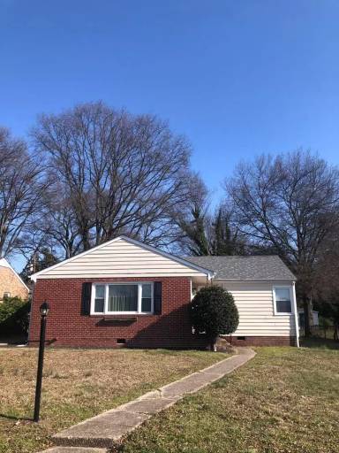 Main picture of 1406 Little John Rd