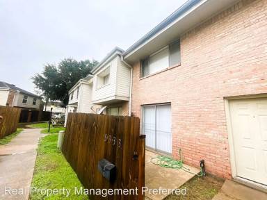 Main picture of 8333 La Roche Ln