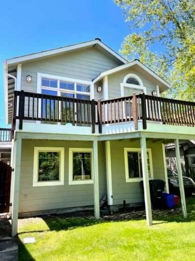 Main picture of 1429 NW Awbrey Rd