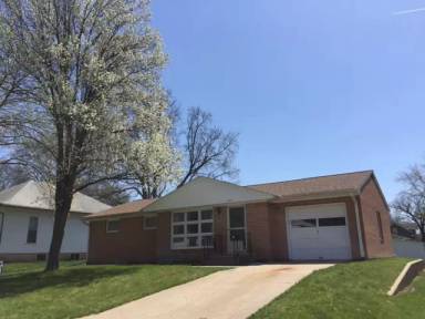 Main picture of 231 Lincoln St