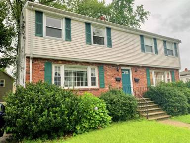 Main picture of 11 Townly Rd