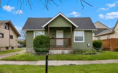 Main picture of 1654 NW Van Buren Ave