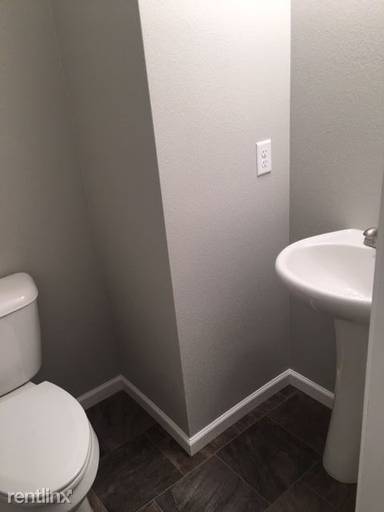 Main picture of 3705 Amity Cir SE
