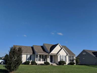 Main picture of 196 Kingsmill Dr
