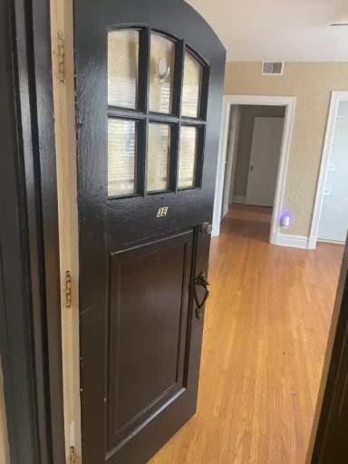 Main picture of 7551 Byron Pl
