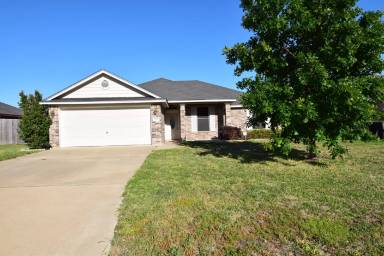 Main picture of 2219 Ridgeway