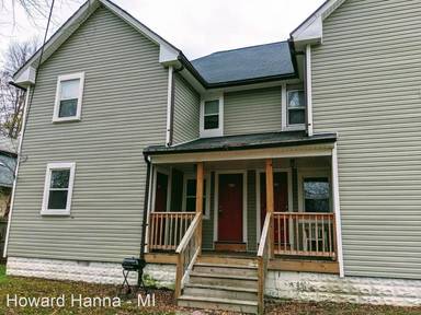 Main picture of 119 N Pleasant St