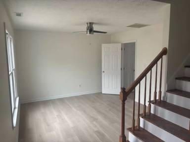 Main picture of 5777 Bavaria Pl
