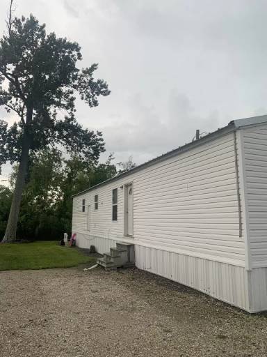 Main picture of 1001 W Verdine St