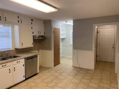 Main picture of 1292 FM 557