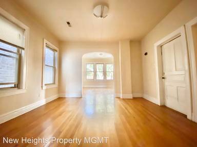 Main picture of 1525 N Artesian Ave