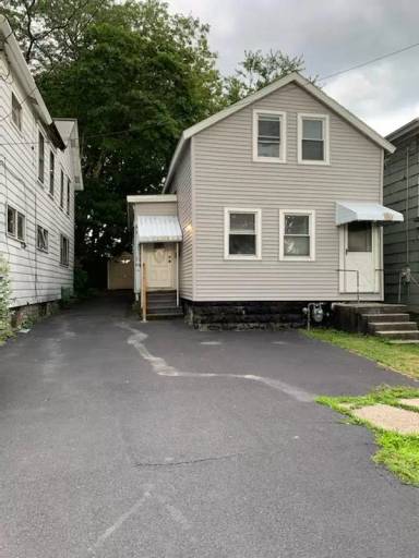 Main picture of 112 Seward St