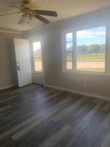 Main picture of 22608 Mac Arthur Blvd