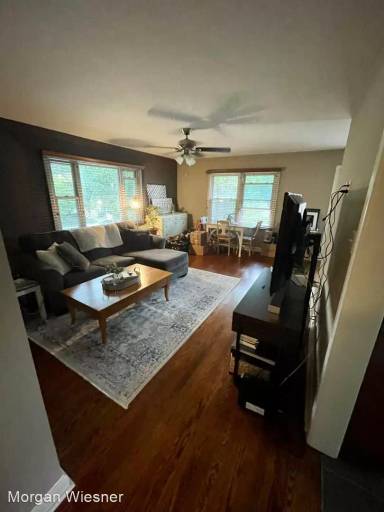 Main picture of 2051 Ludington Ave