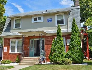 Main picture of 905 Church St