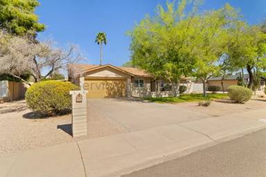 Main picture of 4910 E Sunnyside Dr