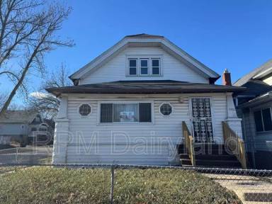 Main picture of 3303 N 28th St