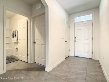 Main picture of 2243 Capital Dr SE