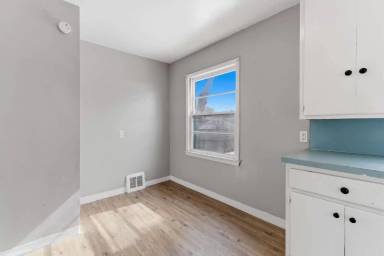 Main picture of 813 Alvord Ave