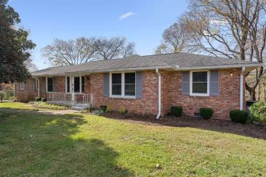 Main picture of 4941 Salem Dr