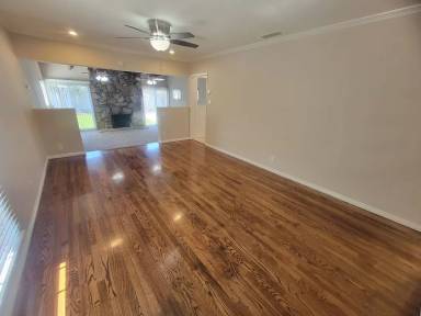 Main picture of 5723 Whitewood Ave