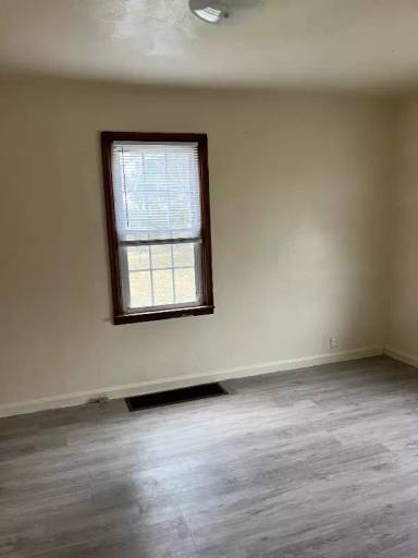 Main picture of 2313 Lincoln St