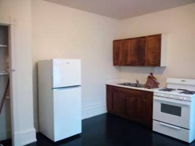 Main picture of 200 S 3rd St