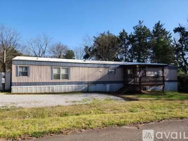 Main picture of 107 Spenco Cir