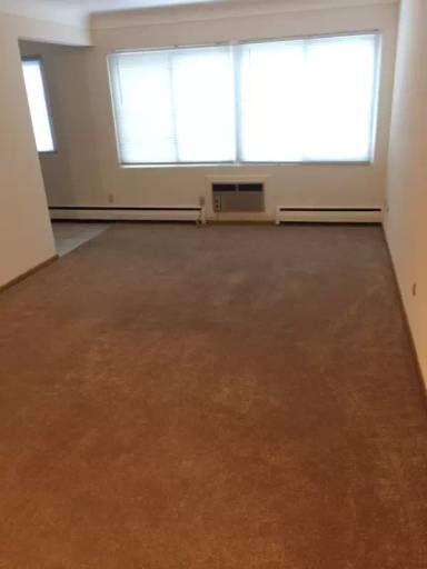 Main picture of 556 Jenks Ave