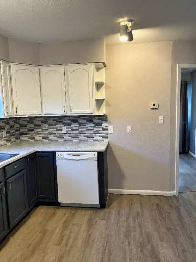 Main picture of 1612 Wilder Ave