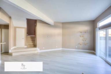 Main picture of 52 Brownfield Ln