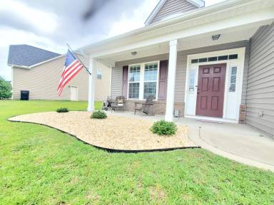 Main picture of 193 Wentworth Dr