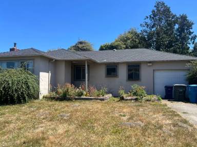 Main picture of 1140 Villa Way