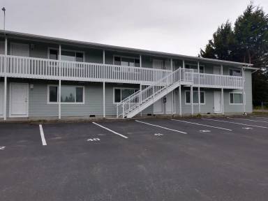 Main picture of 402 Stanford Dr