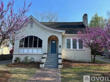 Main picture of 30 E Faris Rd