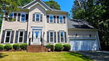 Main picture of 206 W Hill Dr