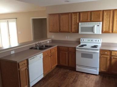 Main picture of 2465 Laurelwood Ct