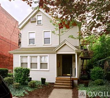 Main picture of 5736 Holden St