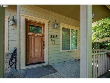 Main picture of 568 S Donna Dr